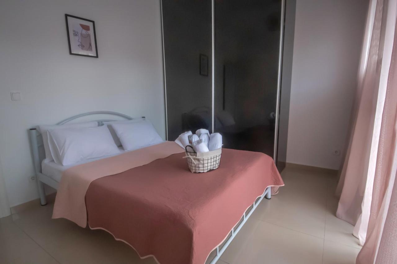 Néa Péramos Mistral Luxury Living 아파트 호텔 외부 사진